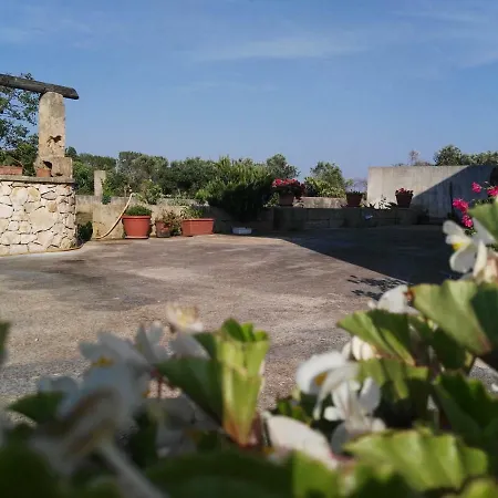 Villalory فيلة
