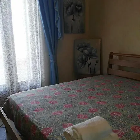 Villalory فيلة